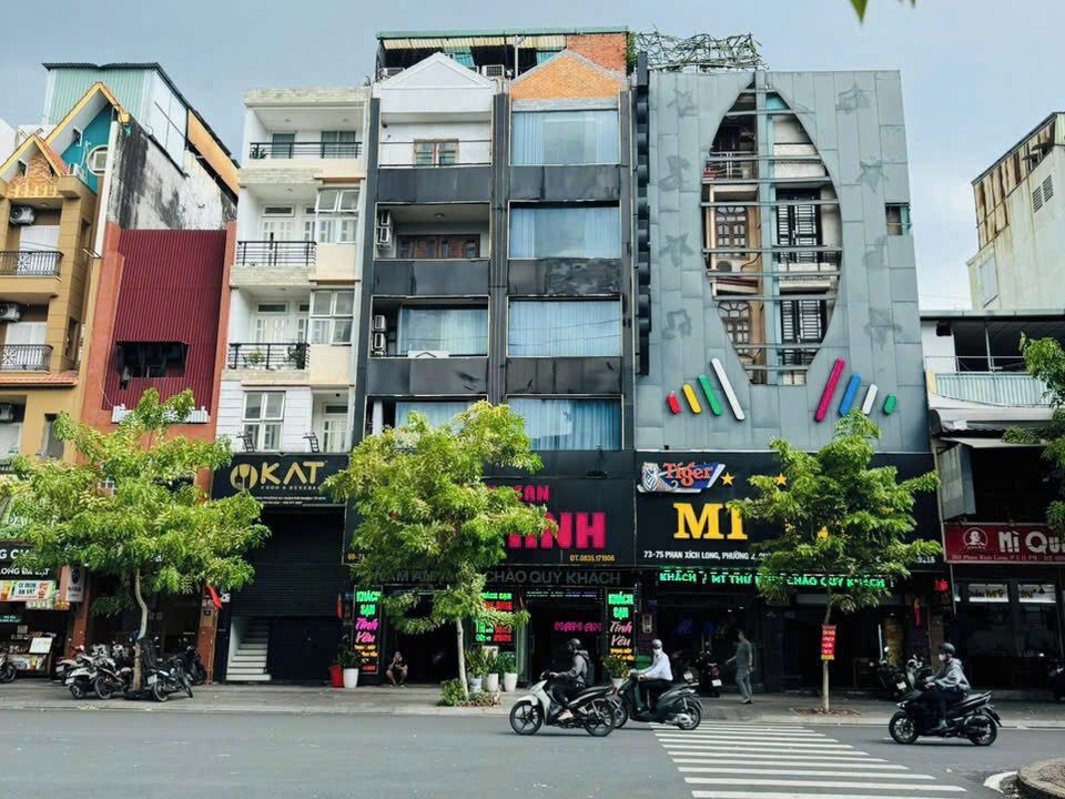 Photo of Outdoor in Phu Nhuan