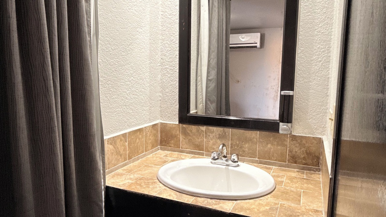 Photo of Bathroom in Matamoros