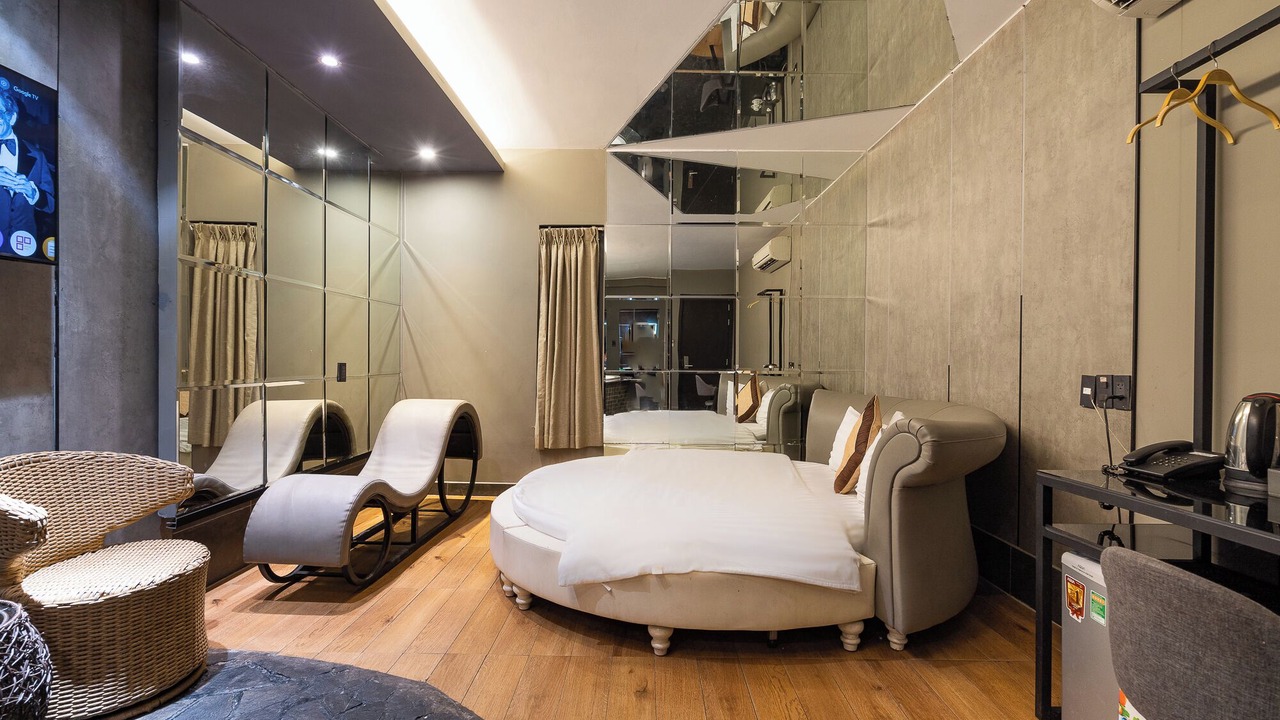 Photo of Bedroom in District 10