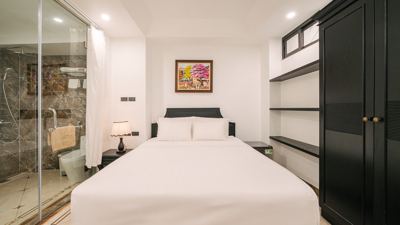 Photo of Bedroom in Hang Trong