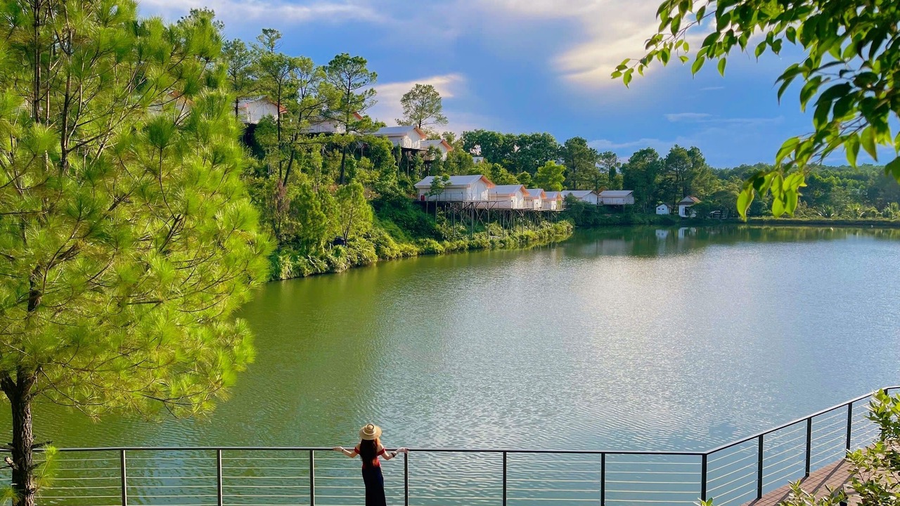 Photo of Outdoor in Huong Thuy