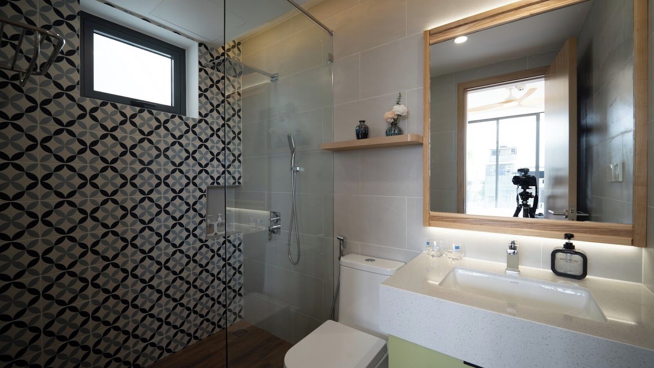 Photo of Bathroom in Ngu Hanh Son