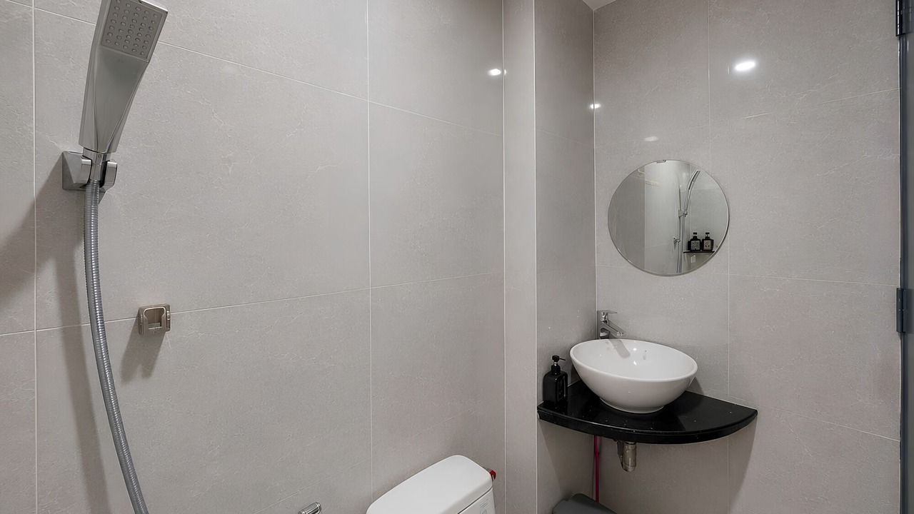 Photo of Bathroom in Phuong 8