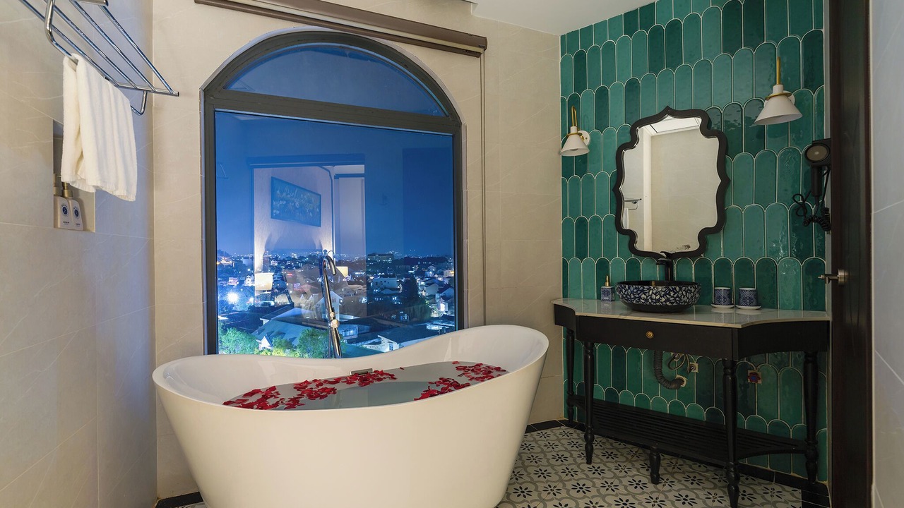 Photo of Bathroom in Phuong