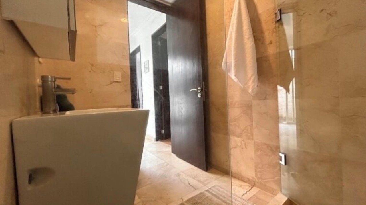 Photo of Bathroom in Hipodromo