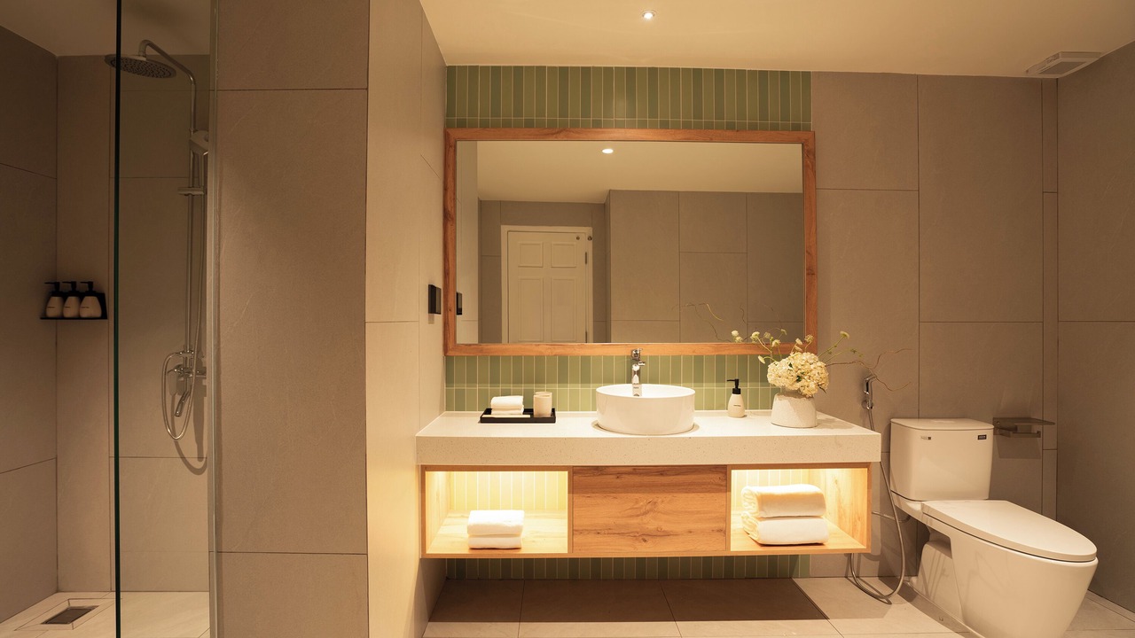 Photo of Bathroom in Cua Đai