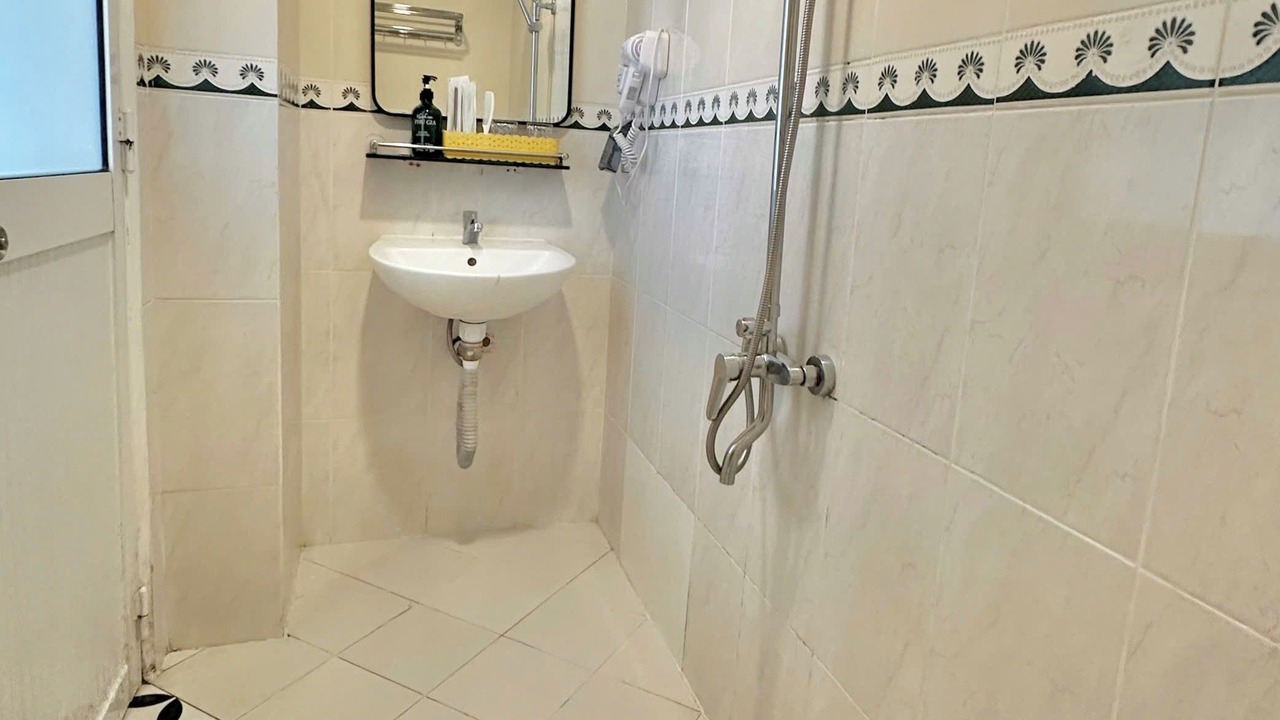 Photo of Bathroom in Tan Thuan Dong