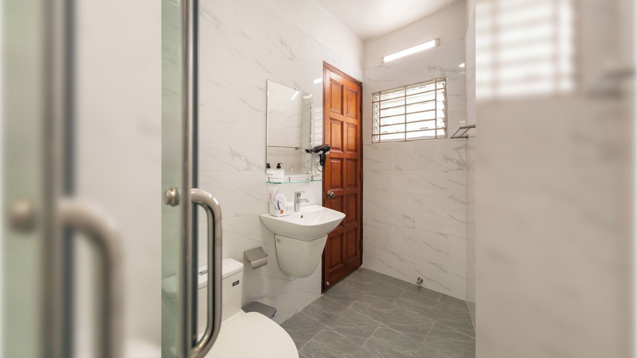 Photo of Bathroom in Bui Thi Xuan