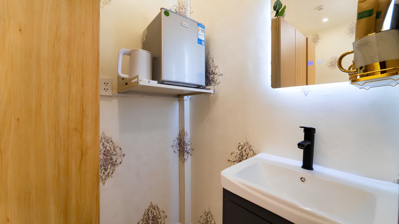 Photo of Bathroom in Nguyen Thai Binh