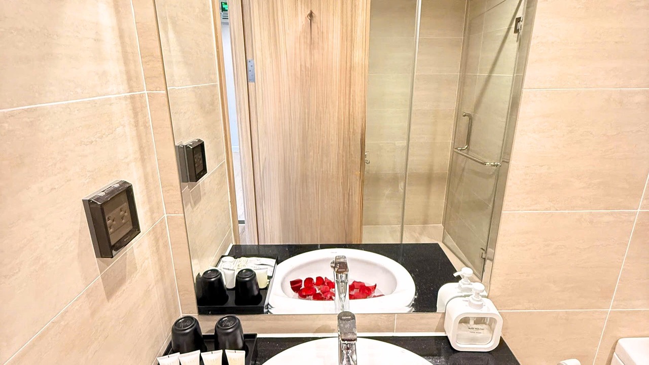Photo of Bathroom in Ba Keo