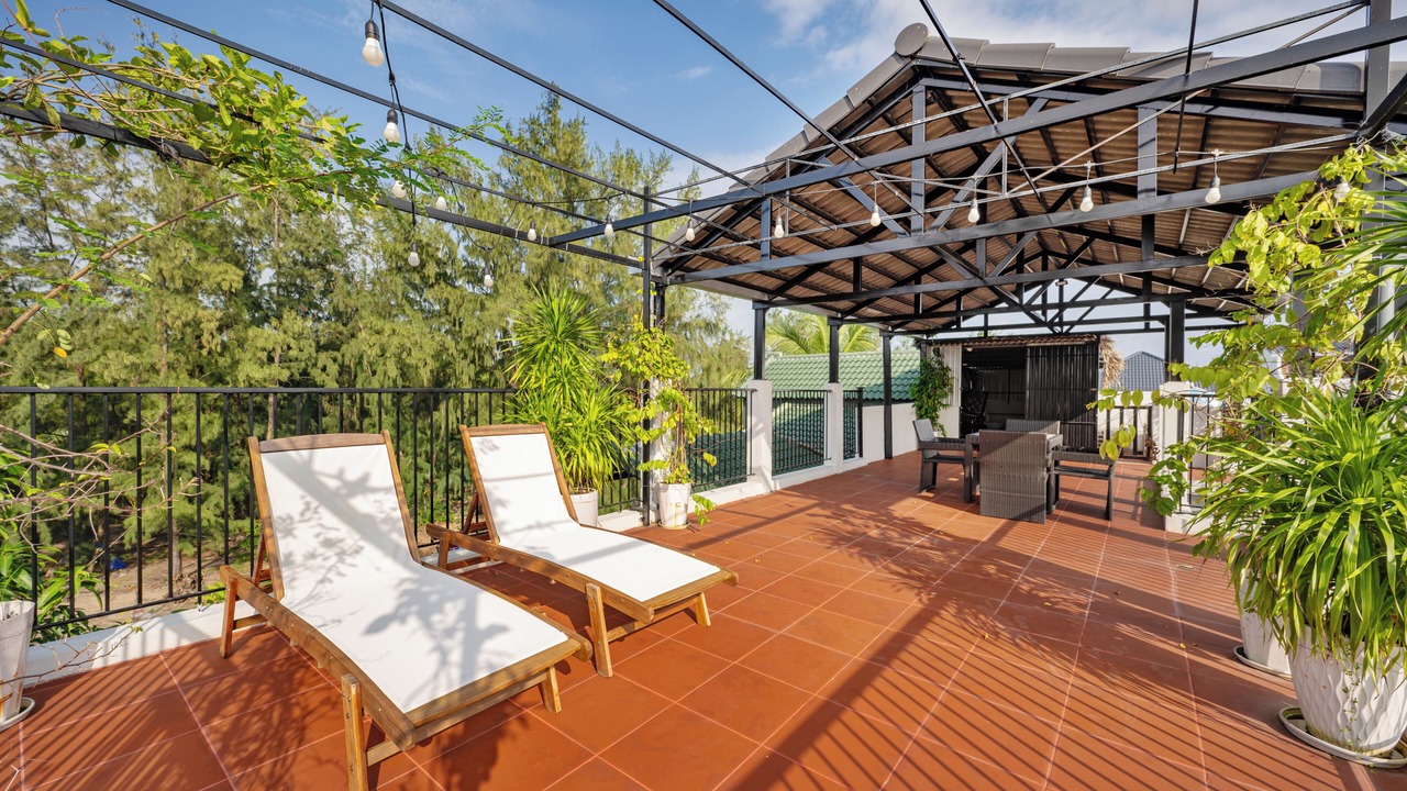 Photo of Patio Balcony in Cam An