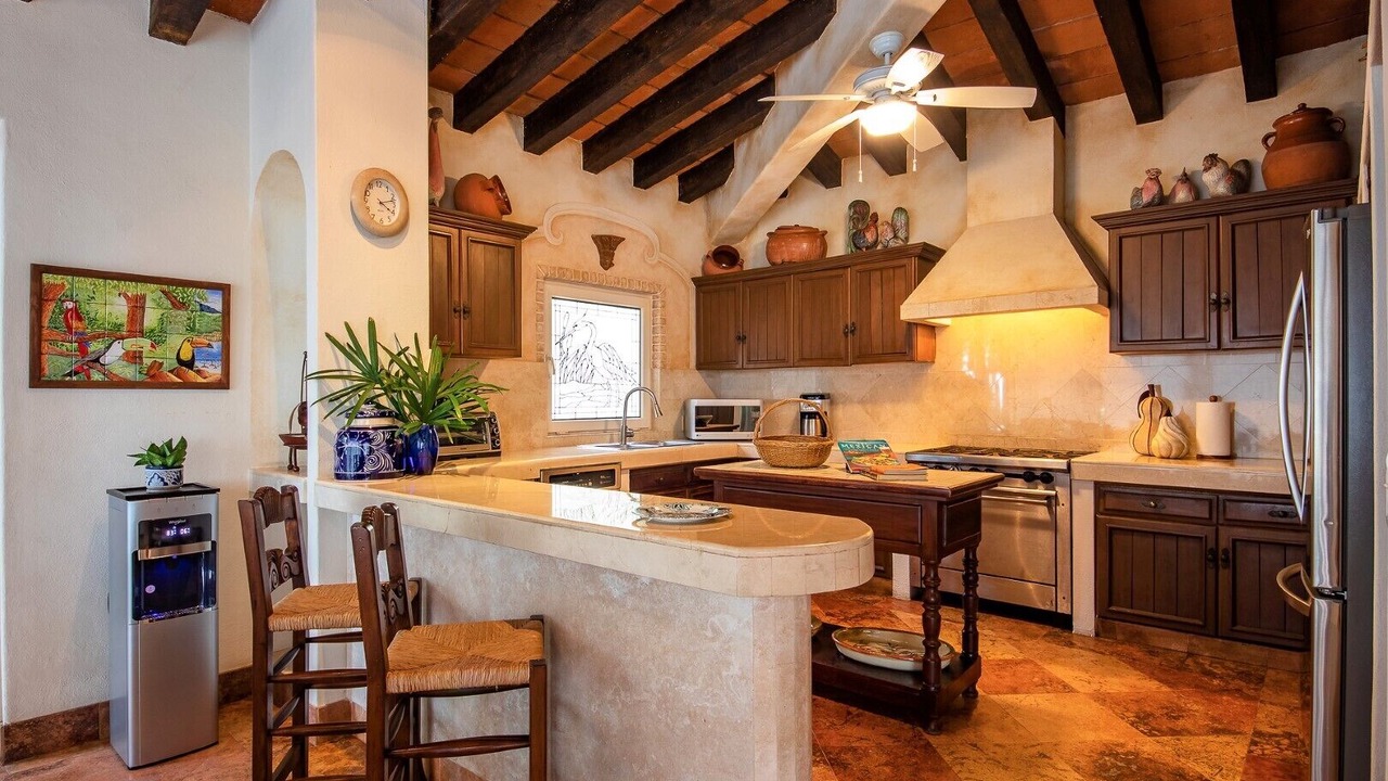 Photo of Kitchen in South Shore Hotel Area