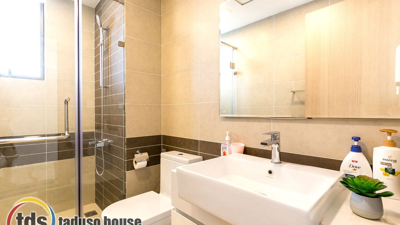 Photo of Bathroom in Bach Dang Riverside