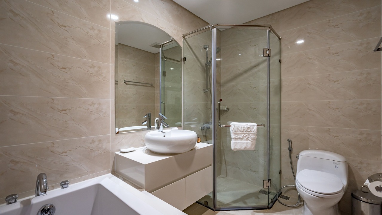 Photo of Bathroom in District 10
