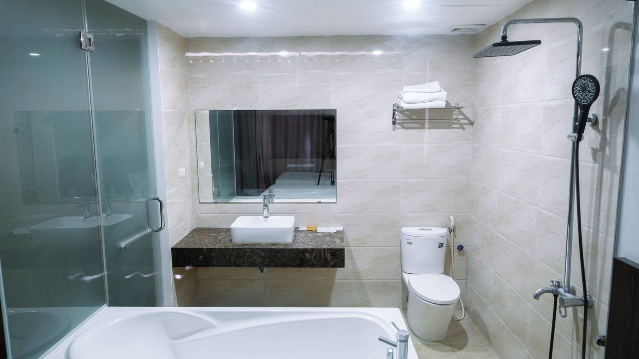 Photo of Bathroom in Dich Vong Hau