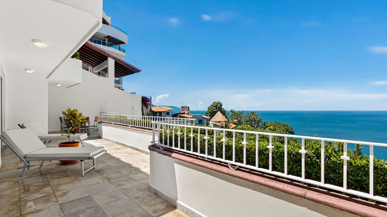 Photo of Patio Balcony in Conchas Chinas