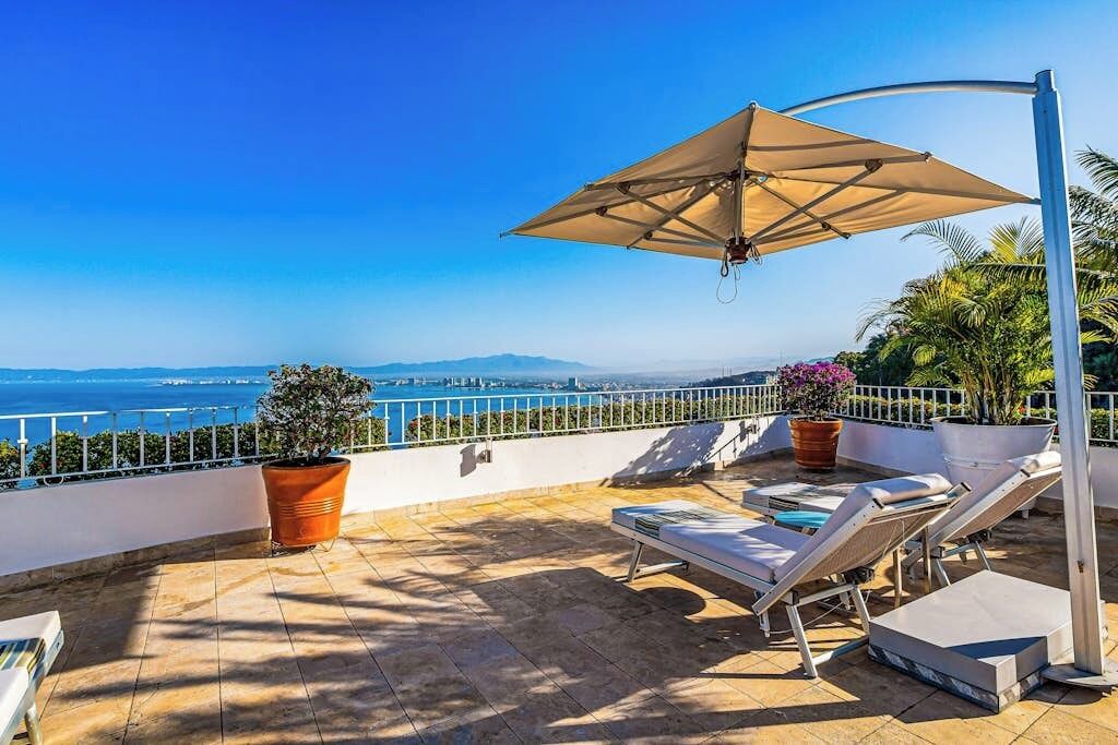 Photo of Patio Balcony in Conchas Chinas