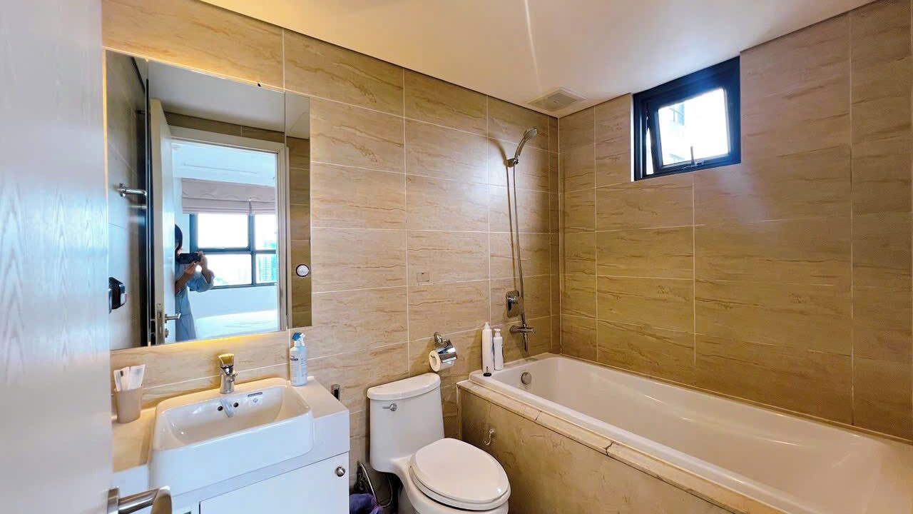 Photo of Bathroom in Trung Hoa Nhan Chinh