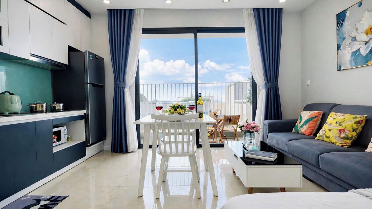Photo of Bedroom in Trung Hoa Nhan Chinh