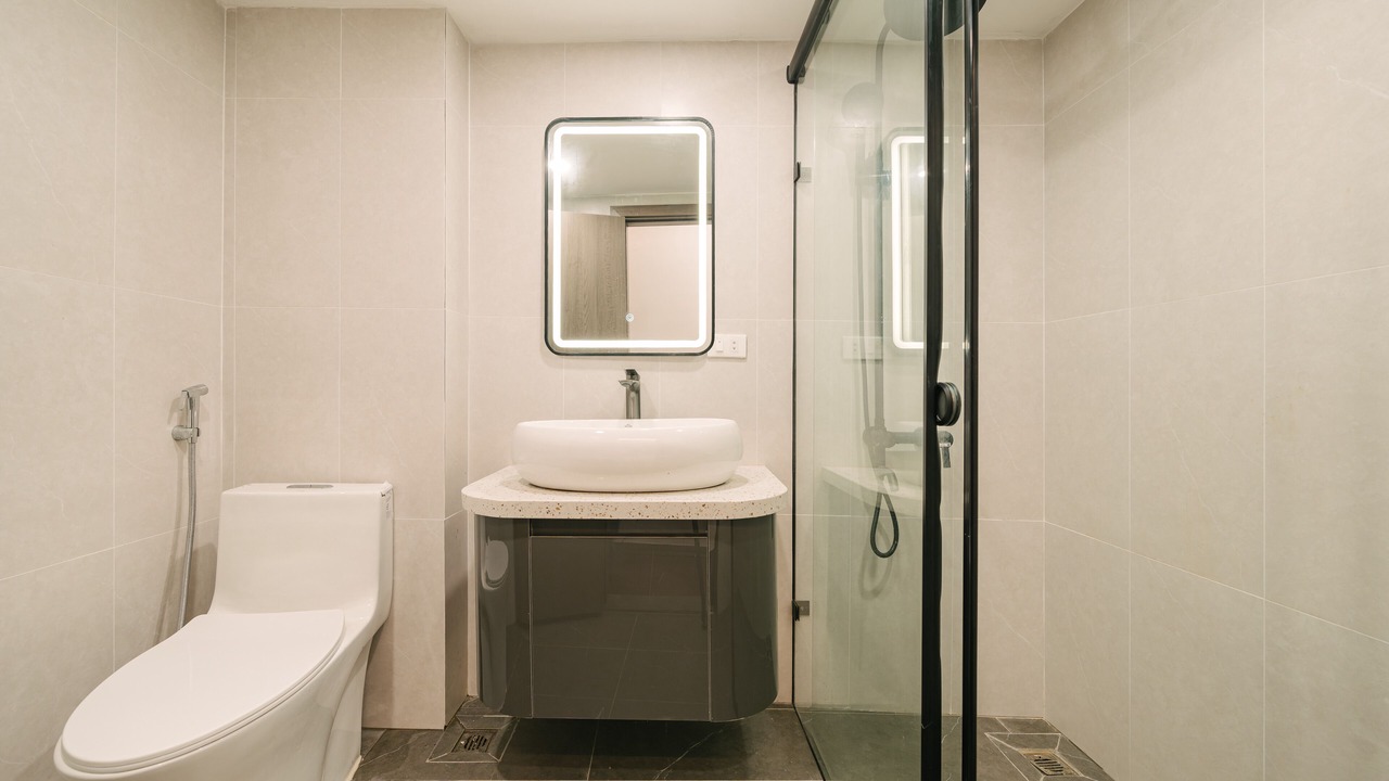 Photo of Bathroom in Old Quarter