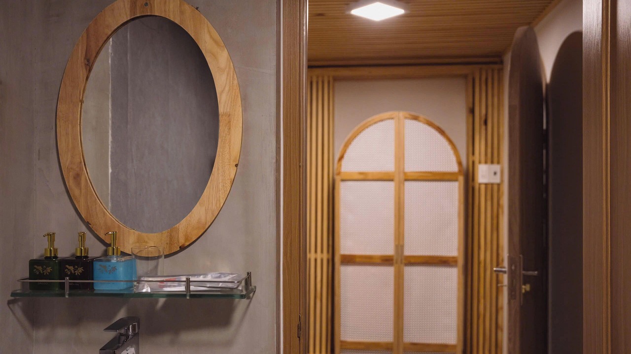 Photo of Bathroom in Cam An