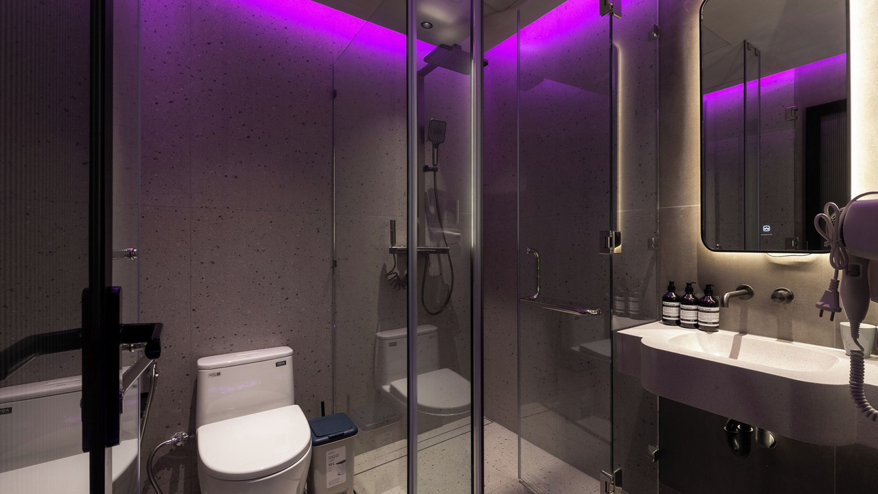 Photo of Bathroom in Phuong 6