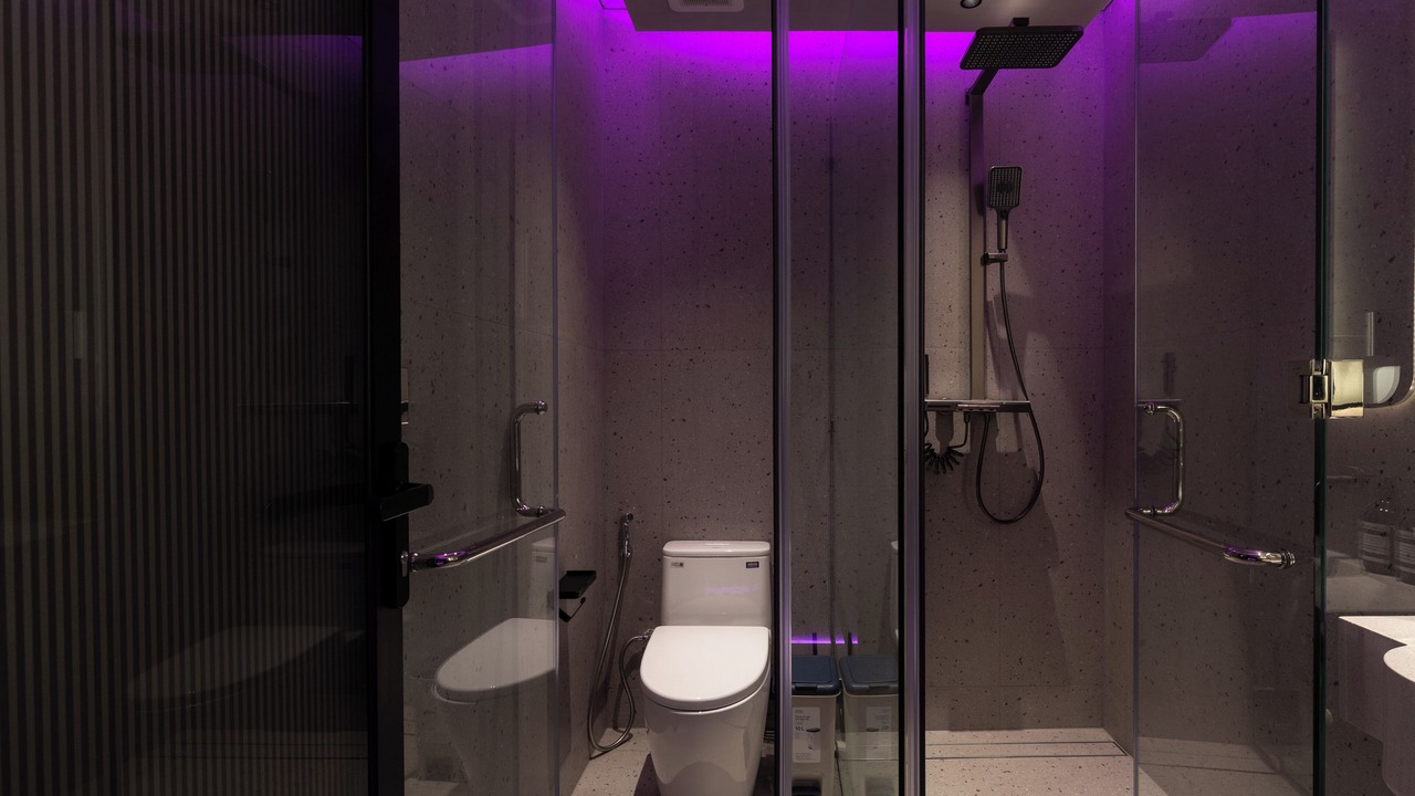Photo of Bathroom in Phuong 6