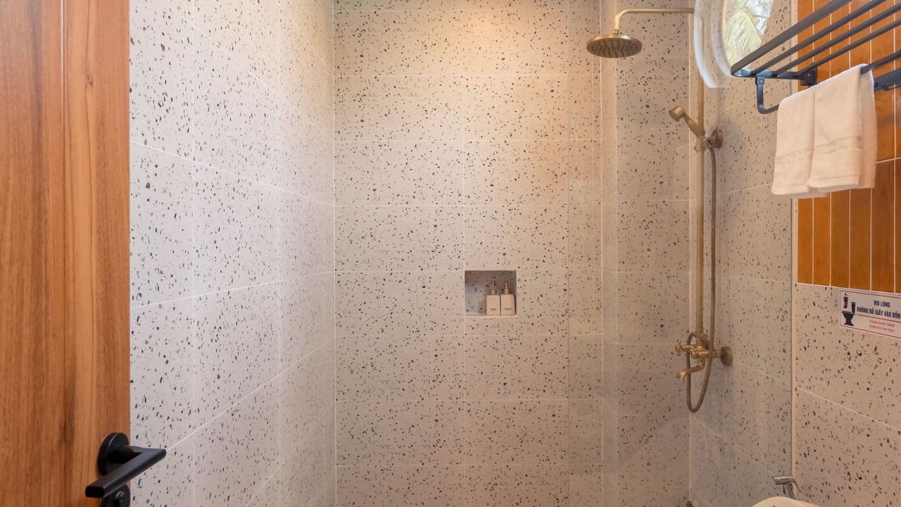 Photo of Bathroom in Cam Pho