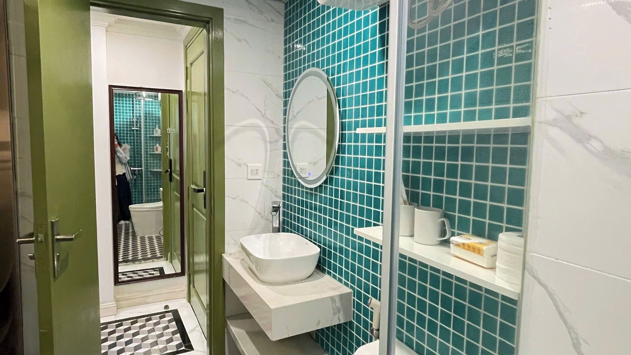 Photo of Bathroom in Bui Thi Xuan