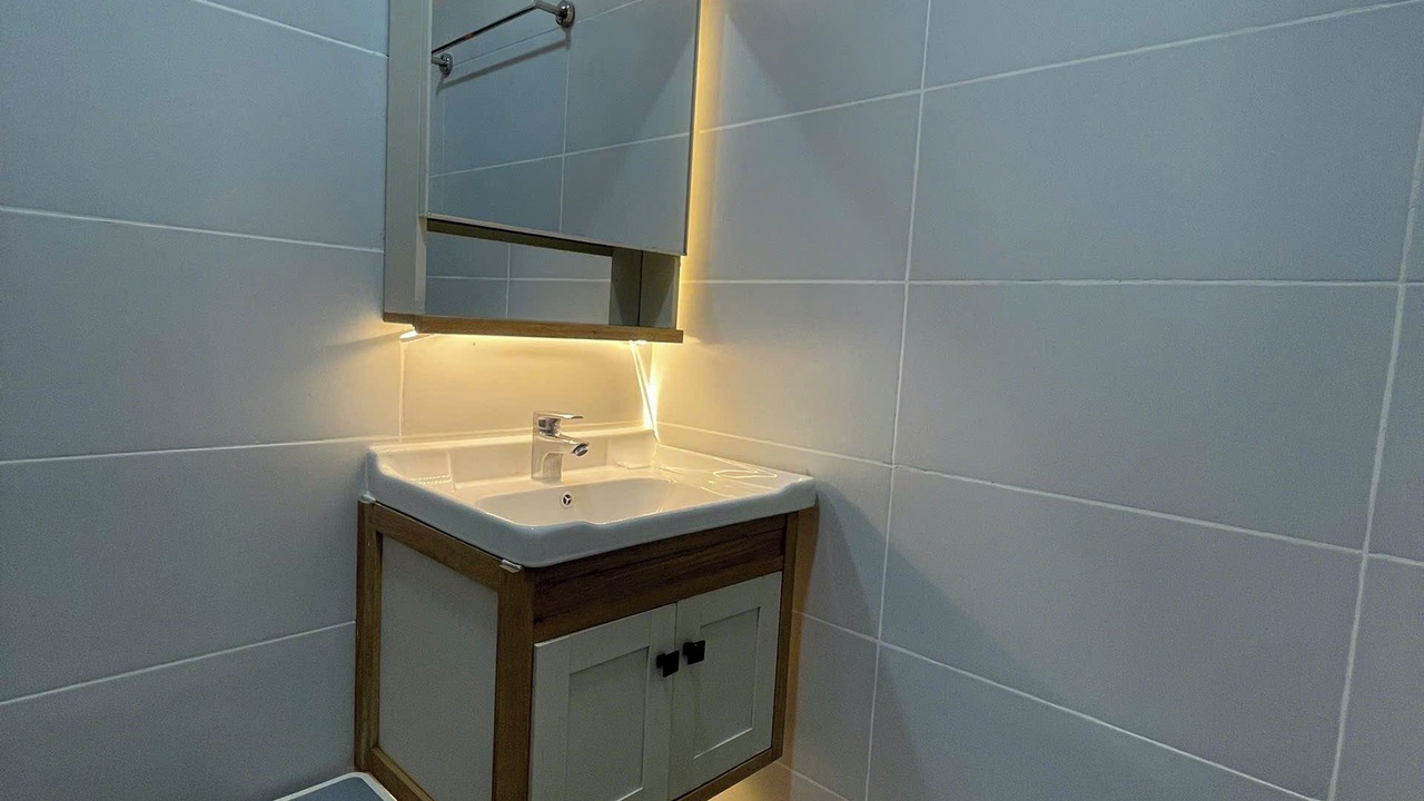 Photo of Bathroom in Downtown Ho Chi Minh City