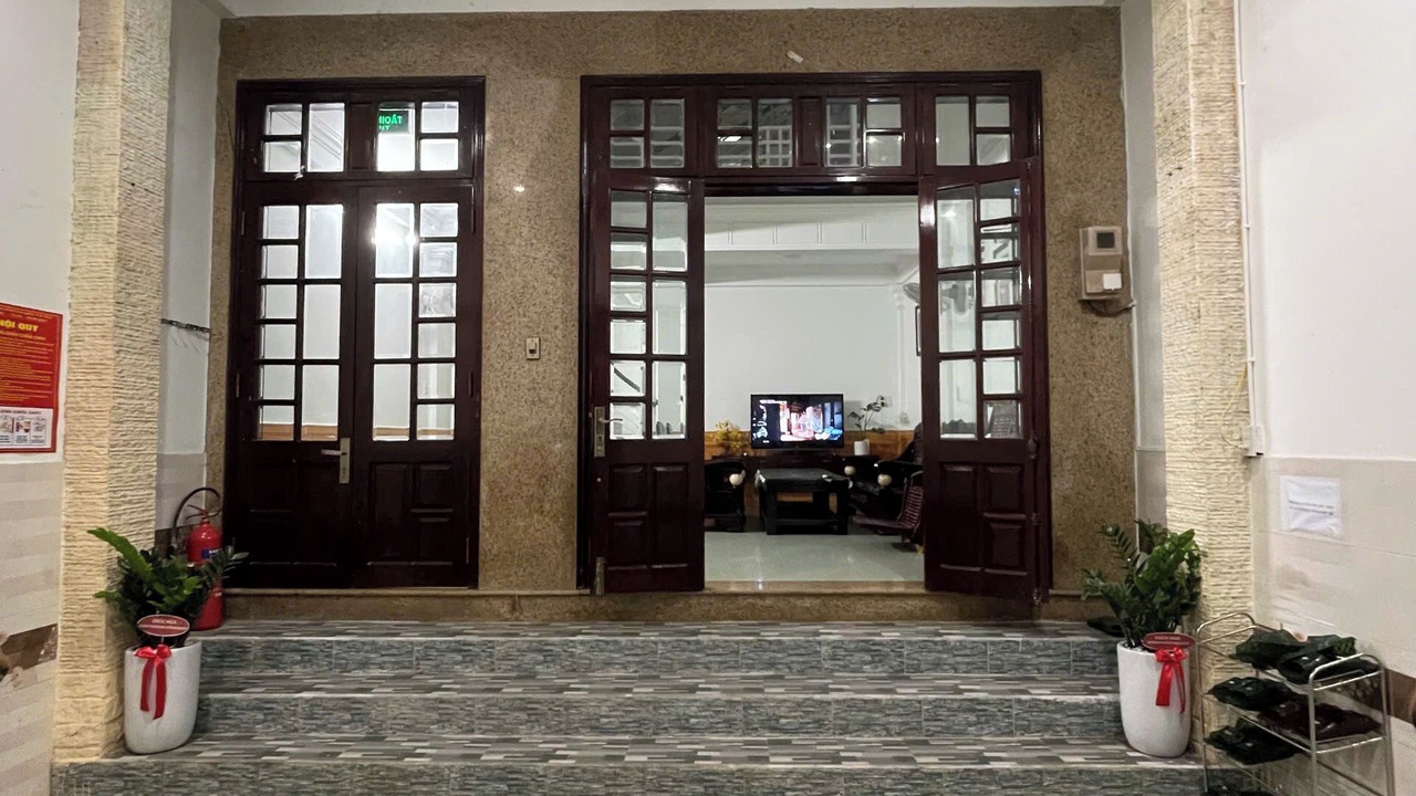 Photo of Others in Hue