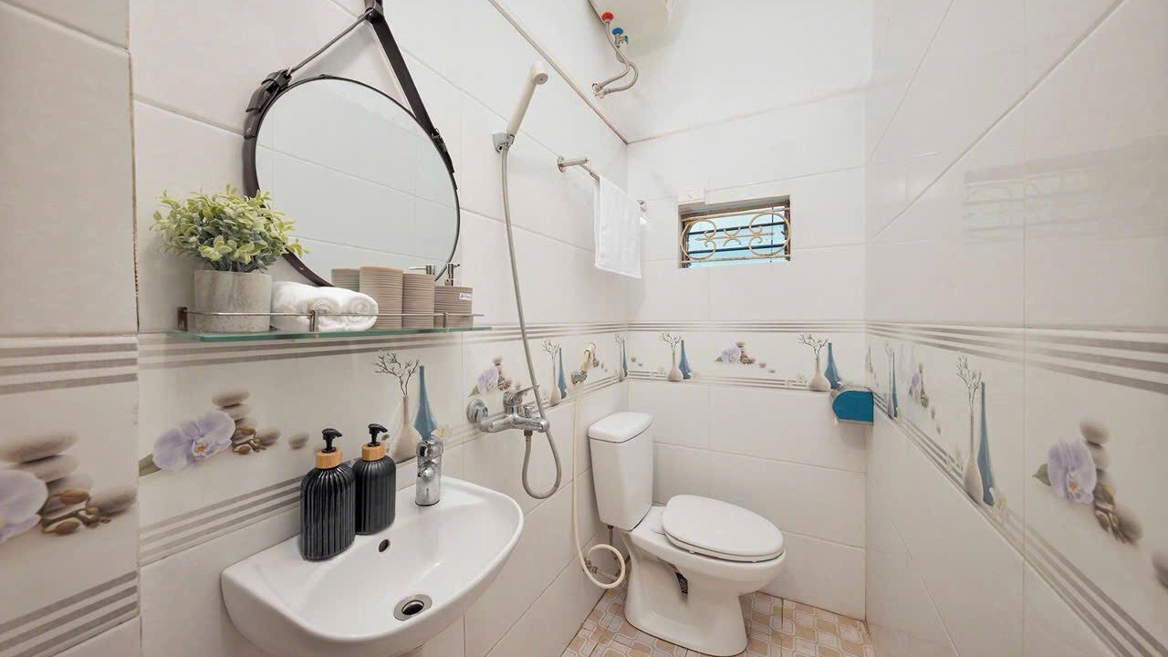 Photo of Bathroom in Quang An