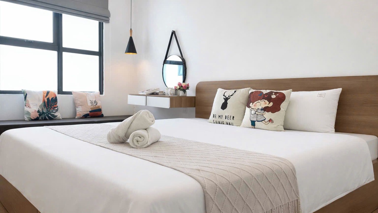Photo of Bedroom in Trung Hoa Nhan Chinh