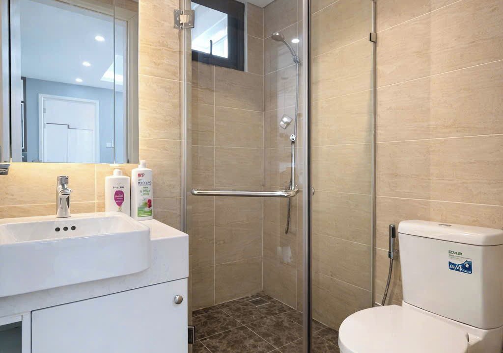 Photo of Bathroom in Trung Hoa Nhan Chinh