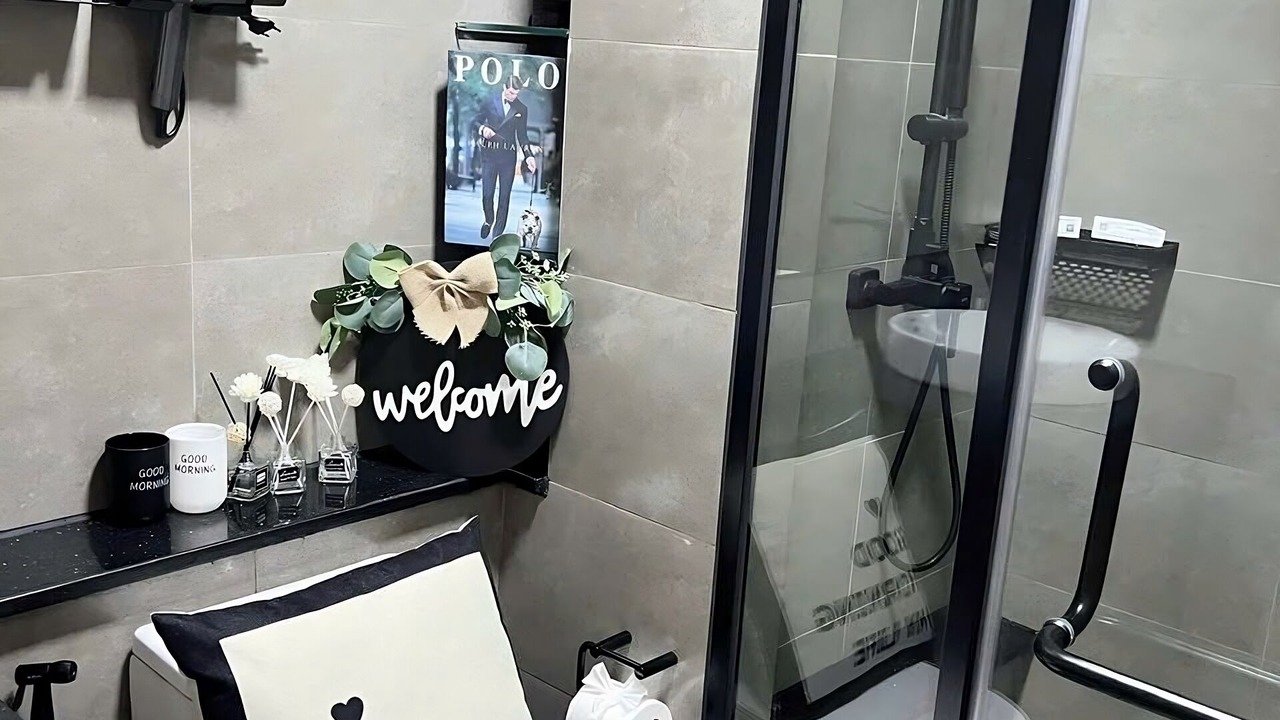Photo of Bathroom in District 7