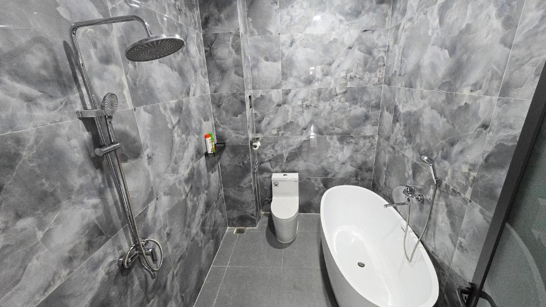 Photo of Bathroom in Tho Quang Beach
