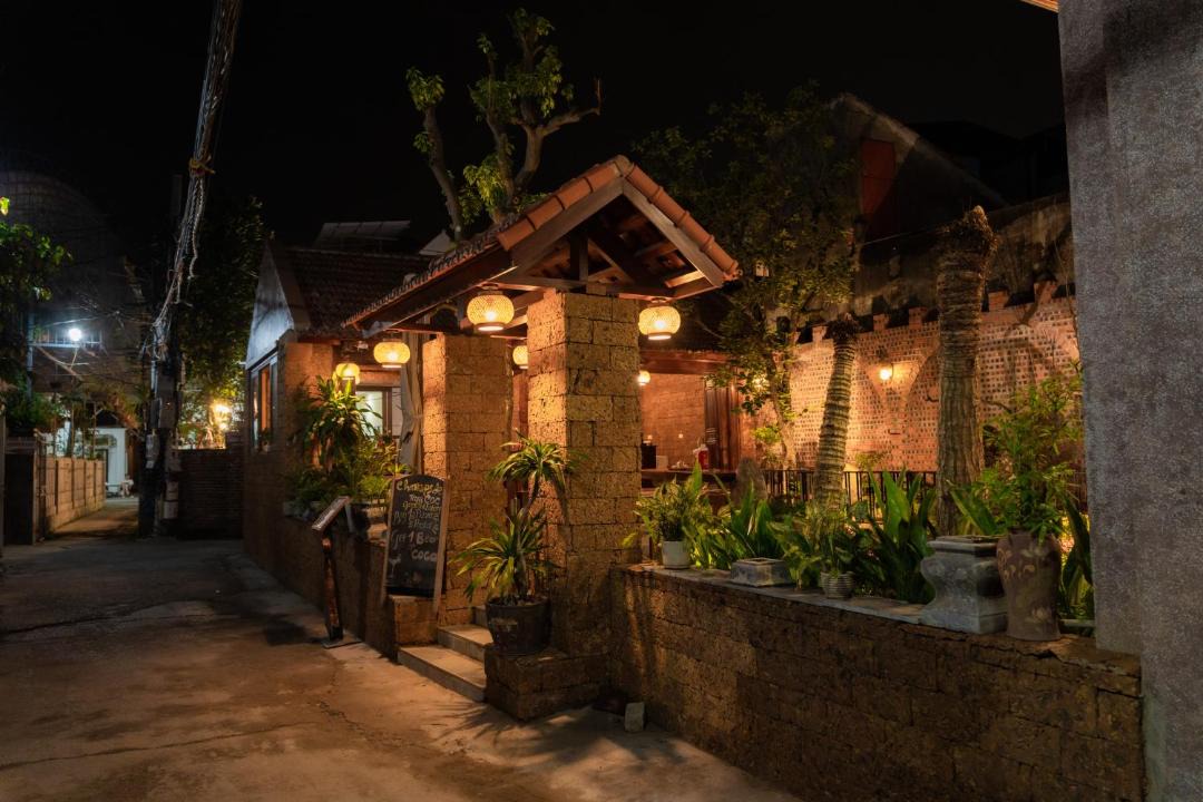 Photo of Others in Hoa Lu