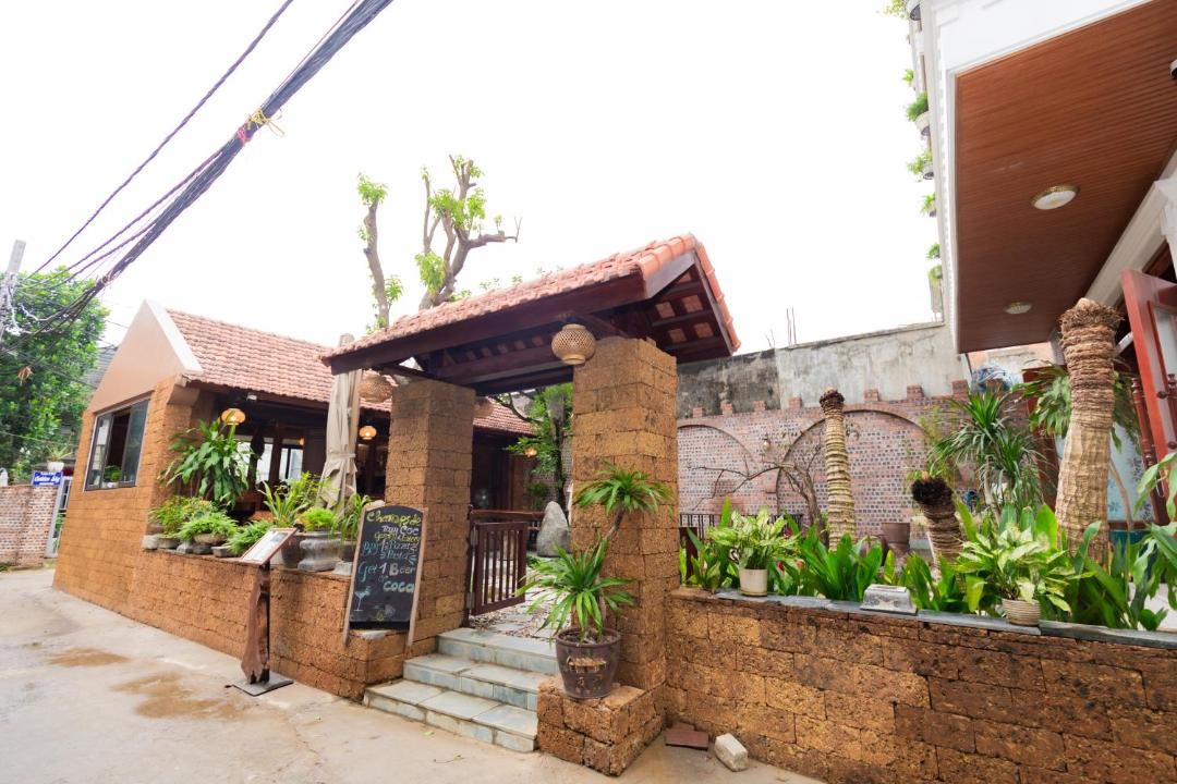 Photo of Others in Hoa Lu