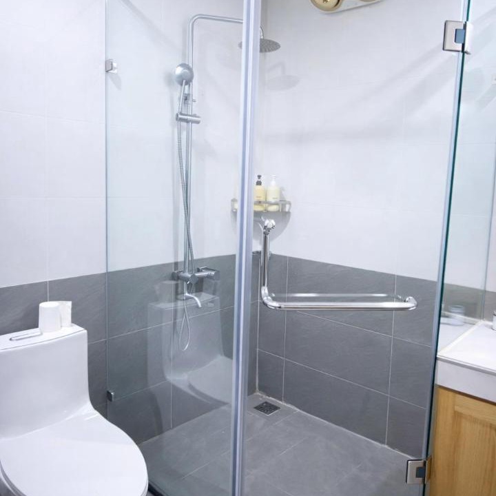 Photo of Bathroom in Hang Bo