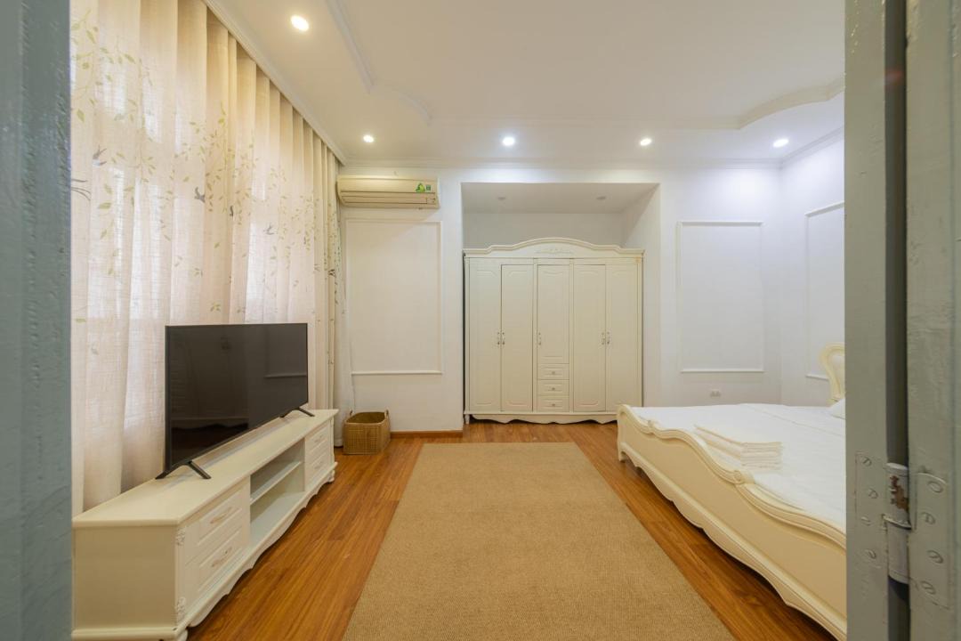 Photo of Bedroom in Ba Dinh