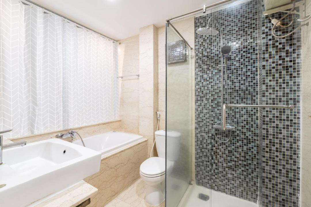 Photo of Bathroom in District 11