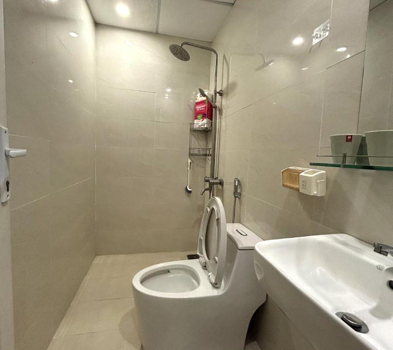 Photo of Bathroom in Cam Le