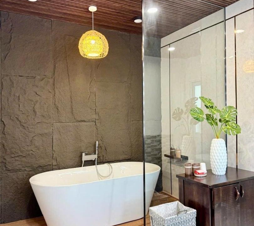Photo of Bathroom in District 11