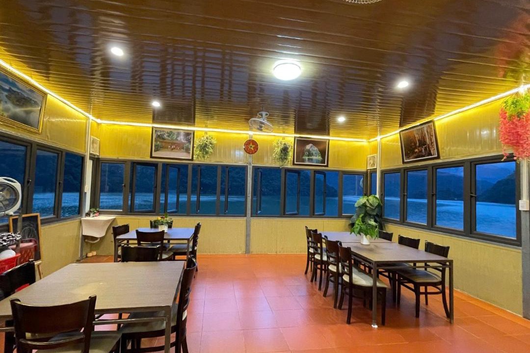 Photo of Others in Nam Mau