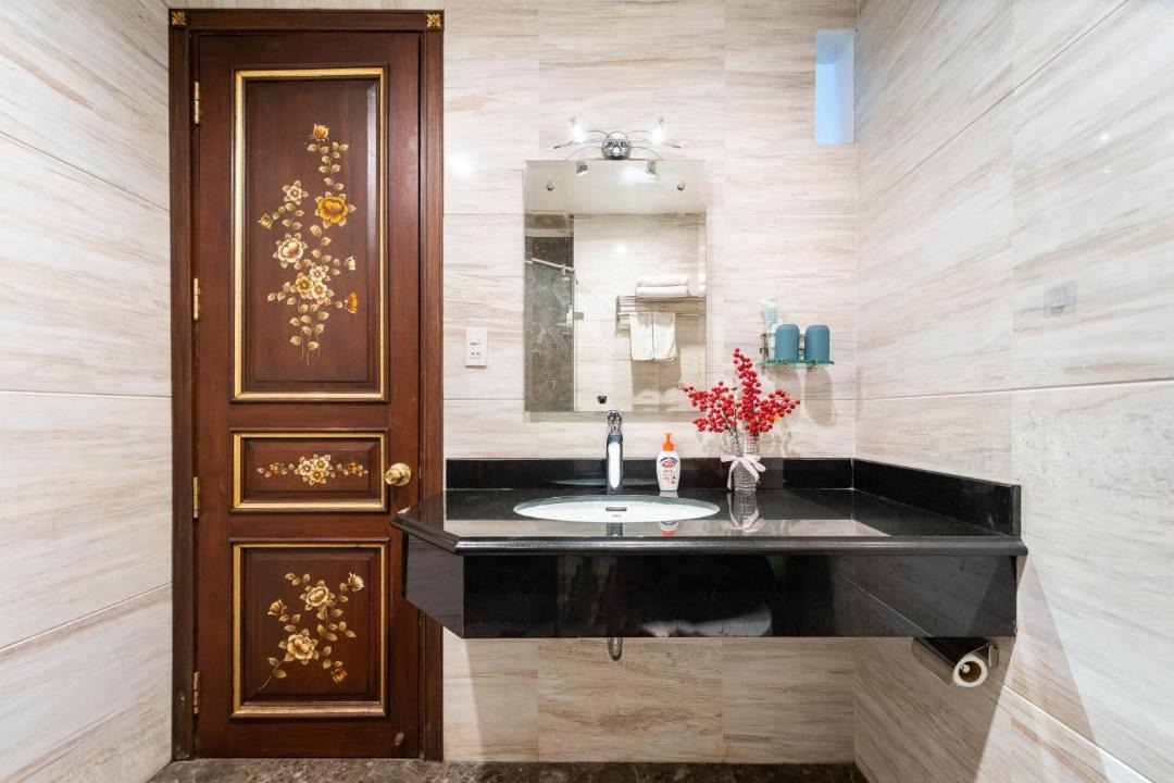 Photo of Bathroom in District 1