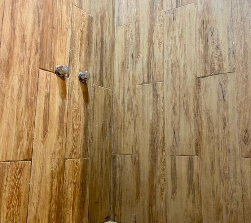 Photo of Bathroom in San Antonio de Las Alazanas