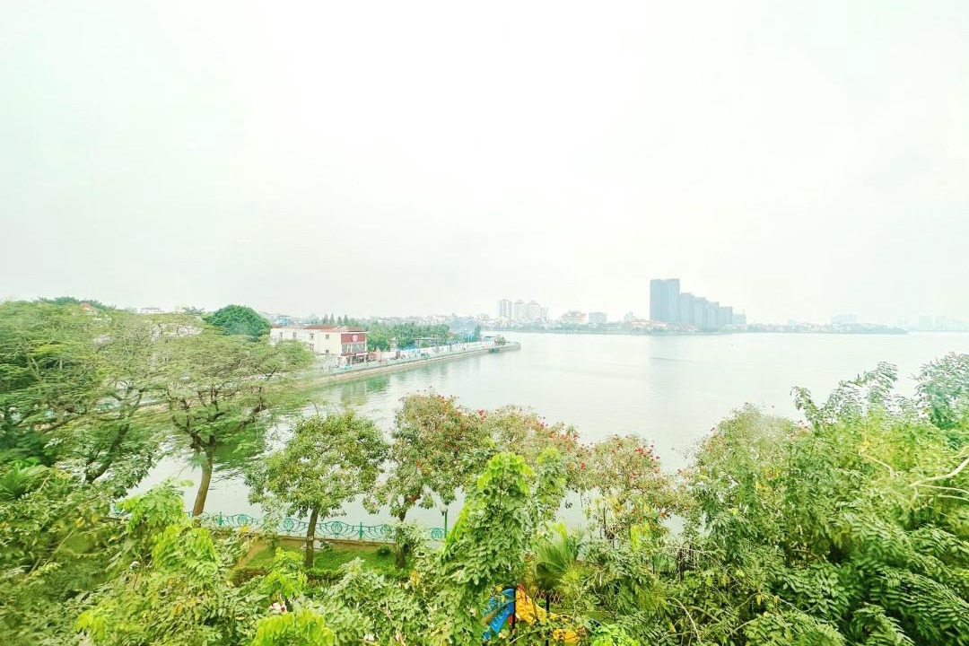 Photo of Others in Nhat Tan