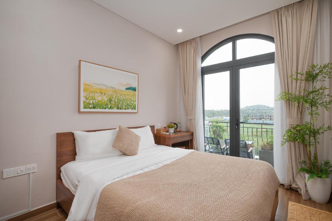 Photo of Bedroom in Ganh Dau
