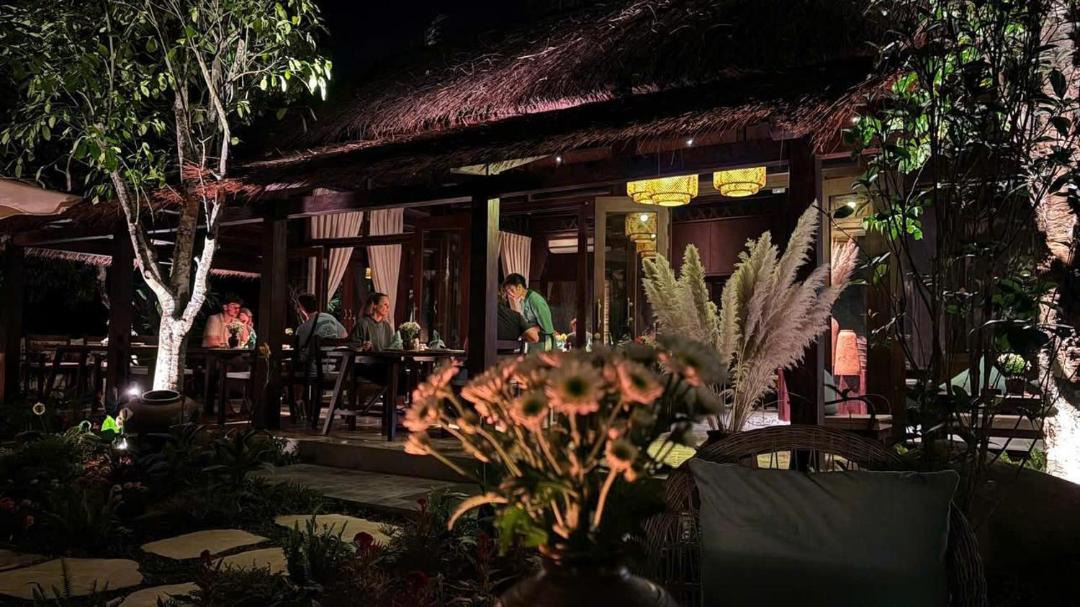 Photo of Others in Hoa Lu