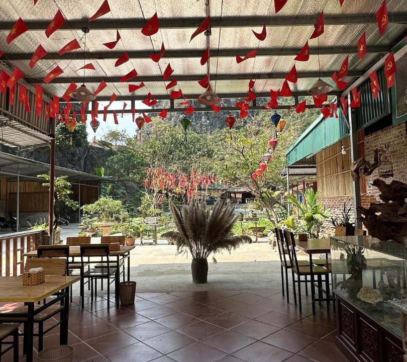 Photo of Others in Hoa Lu